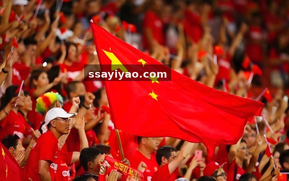 哈哈体育 教练席上的沉默决策者：助理教练如何影响球队走势与赛前部署